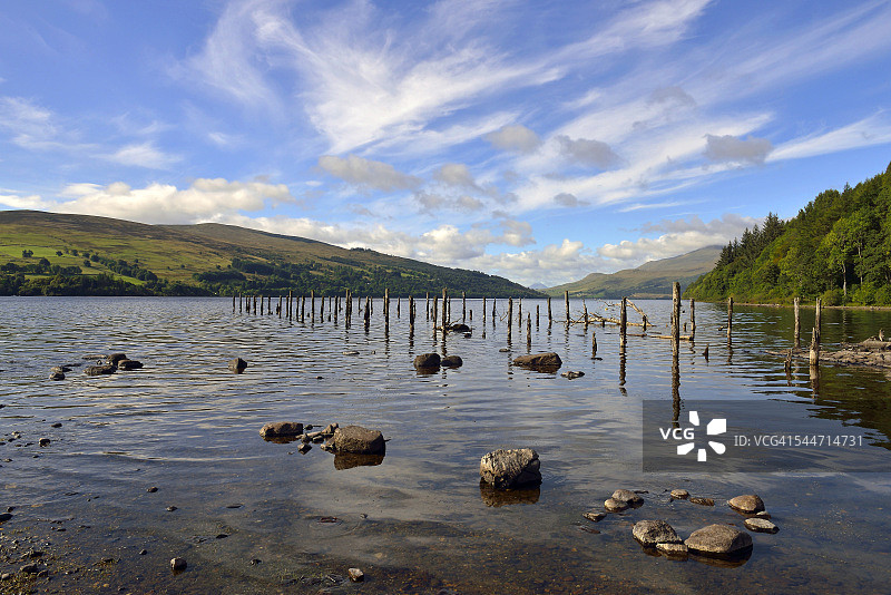 不再滚动的石头图片素材