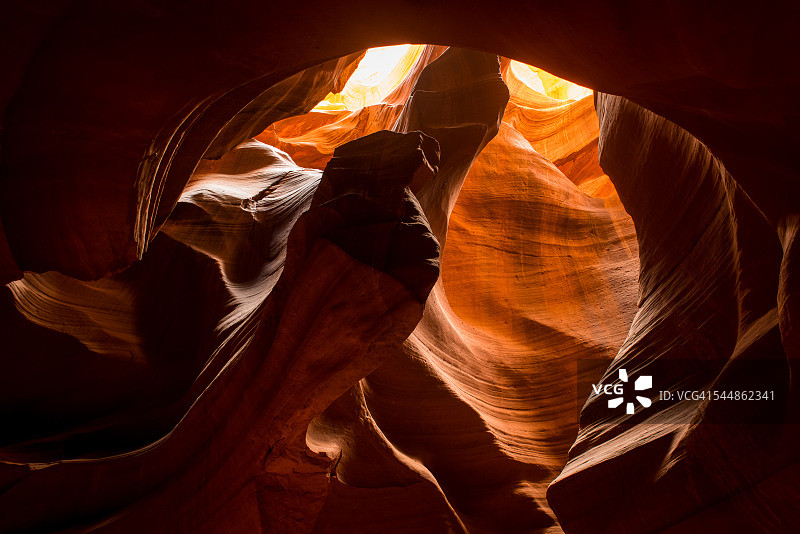 红色岩石抽象图案图片素材