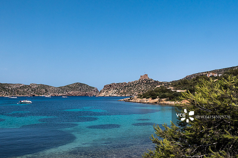 城堡和卡夫雷拉岛海湾图片素材