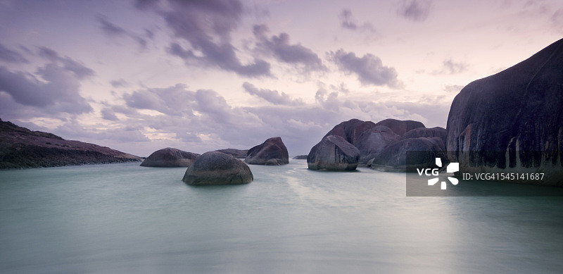 大象岩石图片素材