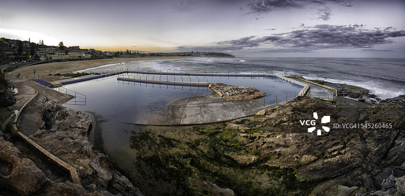 库尔库尔岩石池图片素材