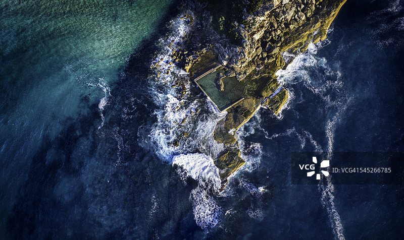 北库尔库尔空中岩石池图片素材