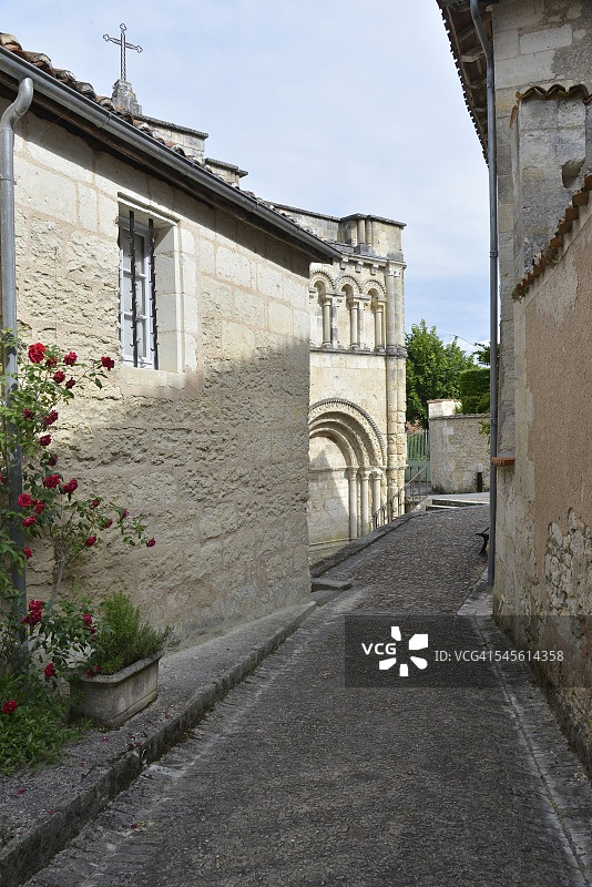 走向罗马天主教堂图片素材