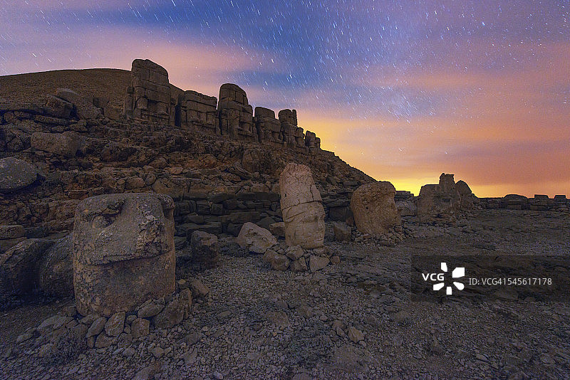 土耳其内姆鲁特山图片素材