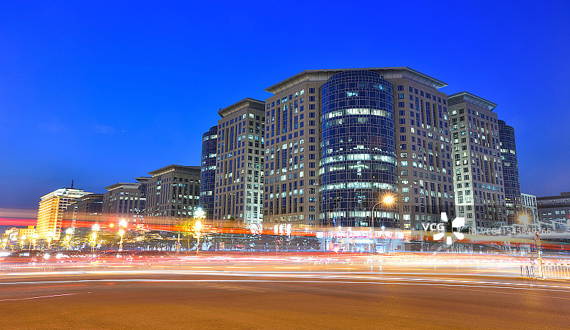 北京东方广场夜景图片素材