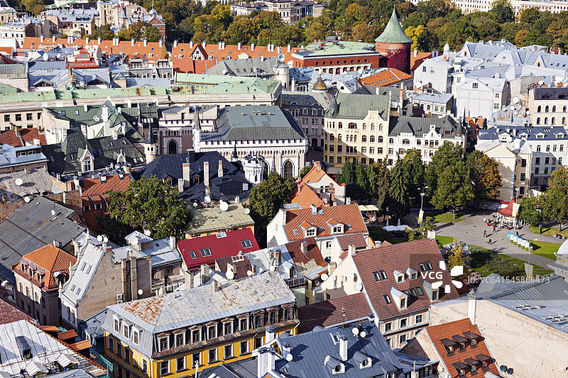 拉脱维亚里加的城市建筑与火药塔图片素材