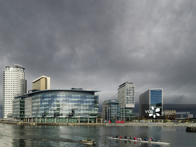 曼彻斯特索尔福德码头图片素材