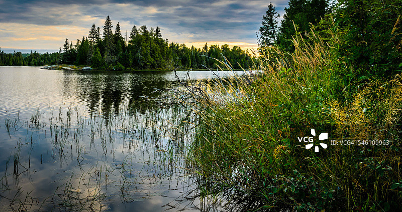 里奇湖图片素材