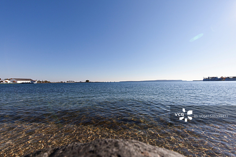 到处是水图片素材