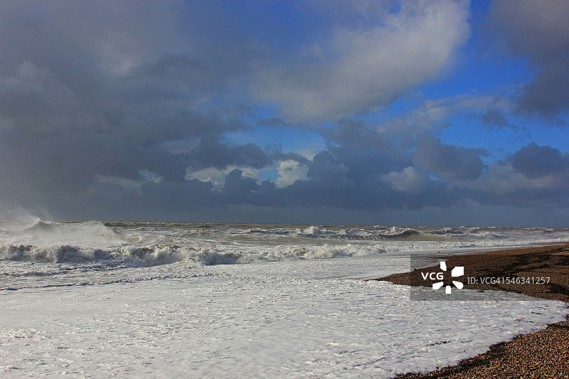 到处是水图片素材