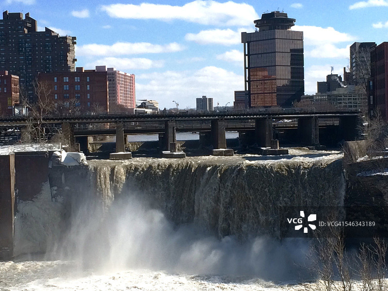 到处是水图片素材