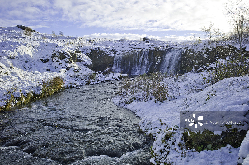 到处是水图片素材