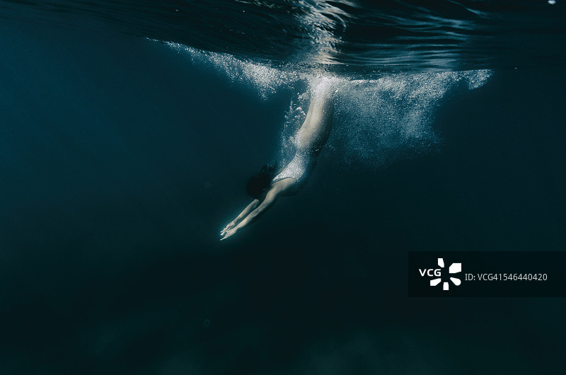 在塔霍潜入黑暗图片素材