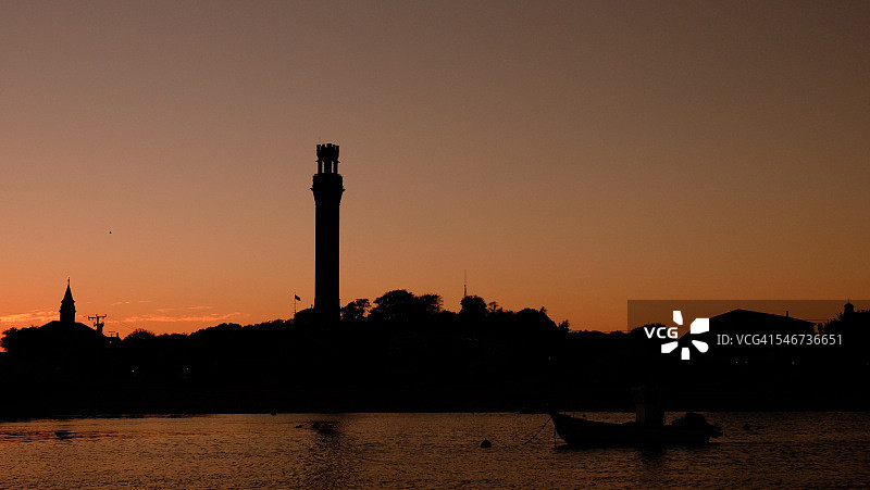 朝圣者纪念碑和普罗温斯敦的轮廓图片素材