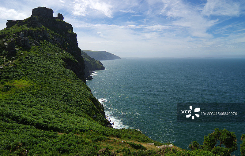 徒步前往岩石谷图片素材