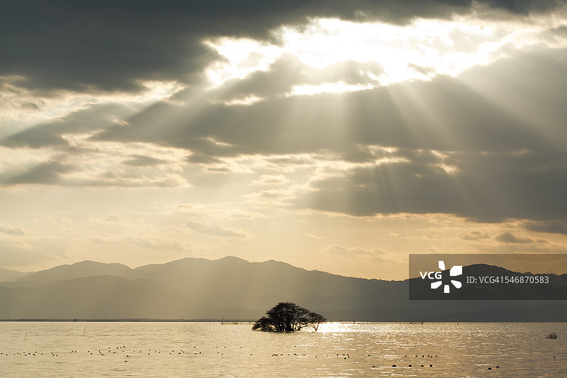 湖泊精神图片素材