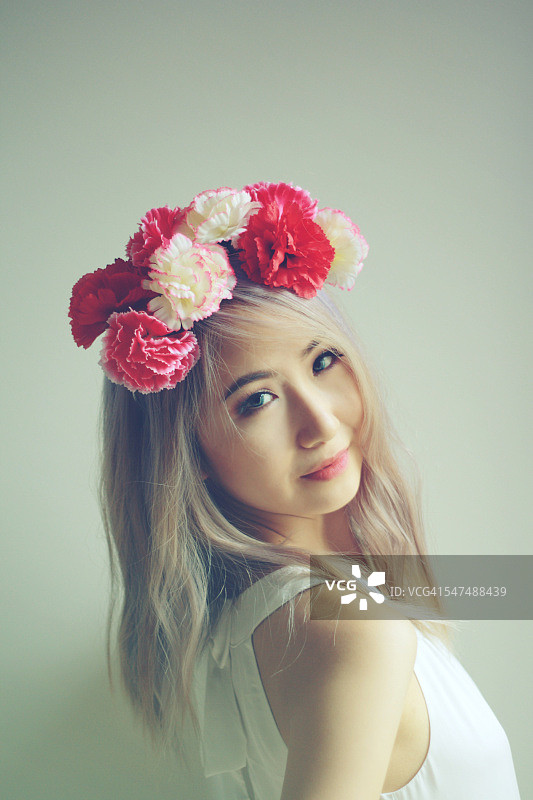 花的女孩图片素材