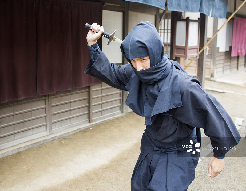 京都东映影城的武士忍者服装男子图片素材