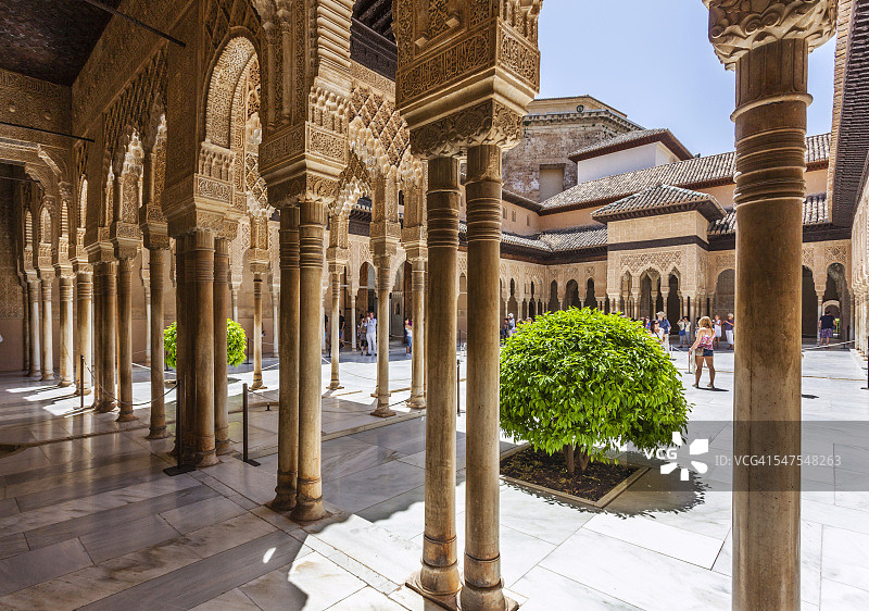 狮子庭院的柱廊图片素材