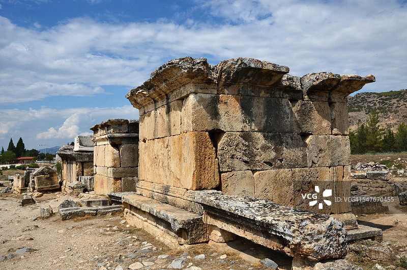 希拉波利斯墓地的石棺图片素材