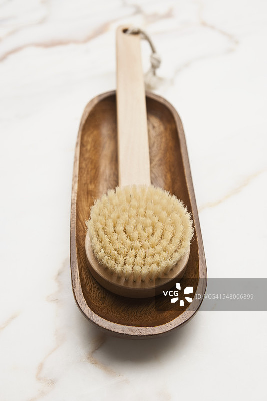 身体刷在木碗里图片素材