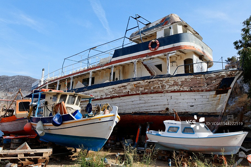 希米岛亚洛斯安吉利迪的造船厂中的船只图片素材