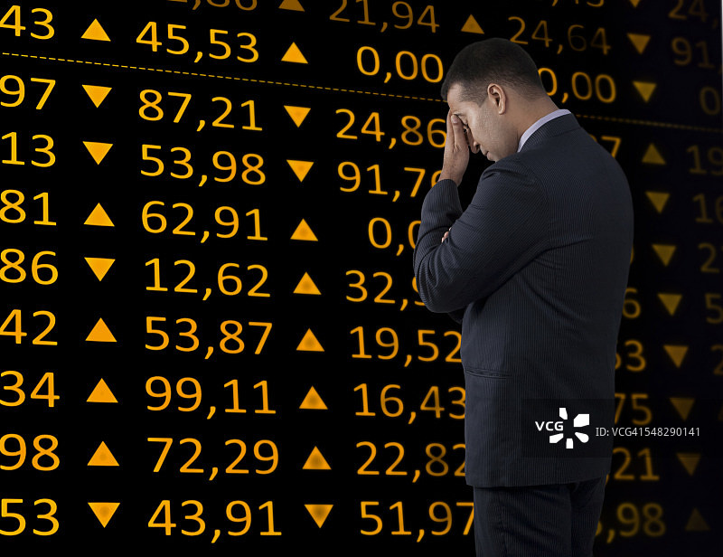 感到沮丧的商人图片素材