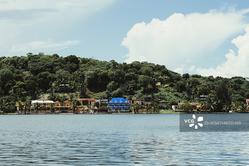 危地马拉弗洛雷斯滨水住宅景色图片素材