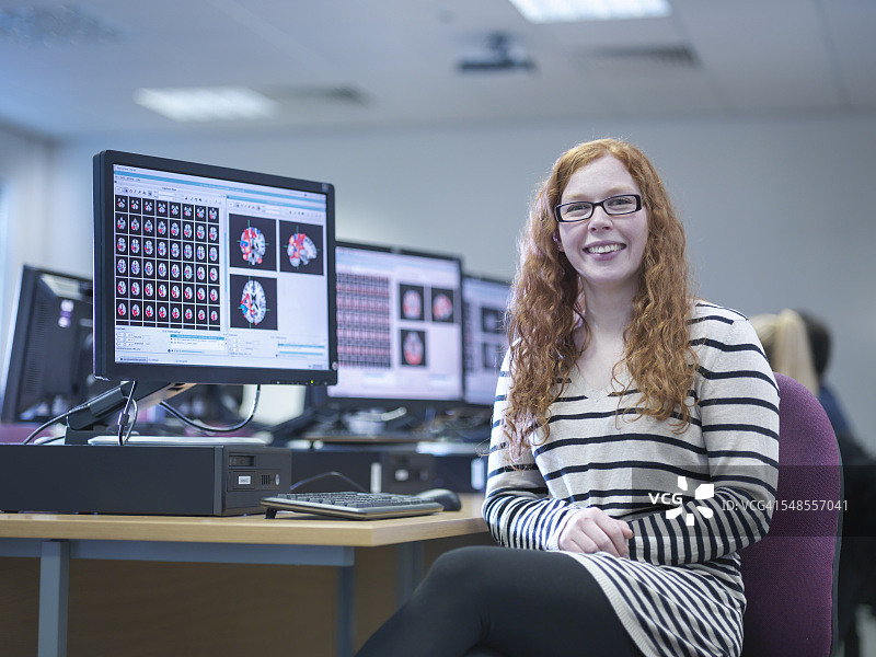 工作站的神经影像学学生图片素材