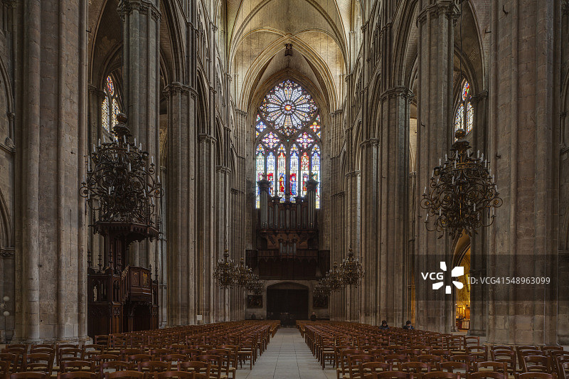 法国布尔日大教堂内部图片素材