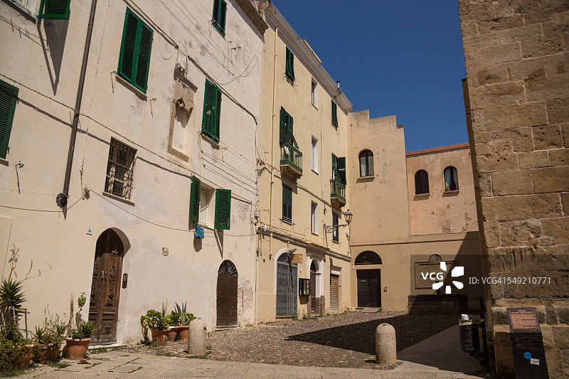 阳光明媚的阿尔盖罗图片素材