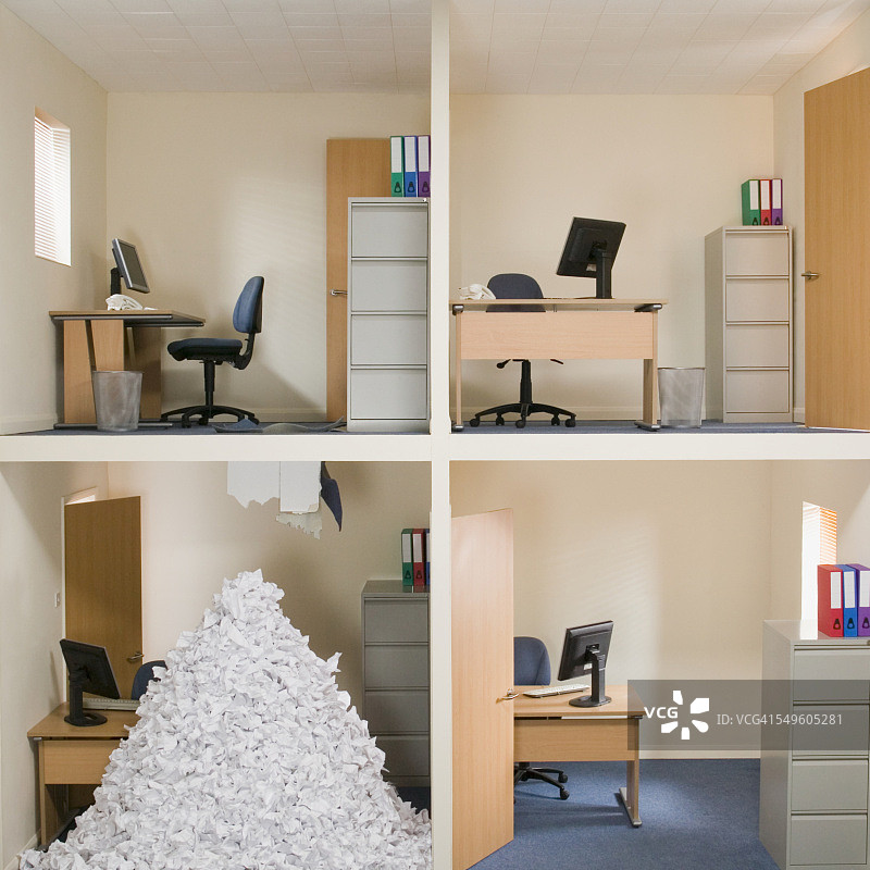 办公室里的一堆文件图片素材