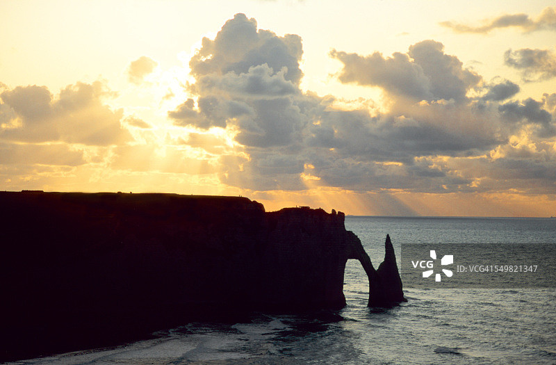 埃特勒塔的阿瓦勒门和针峰图片素材