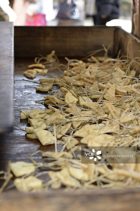 油炸薄豆腐供品图片素材