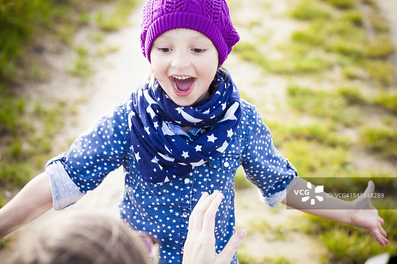 户外女孩肖像图片素材