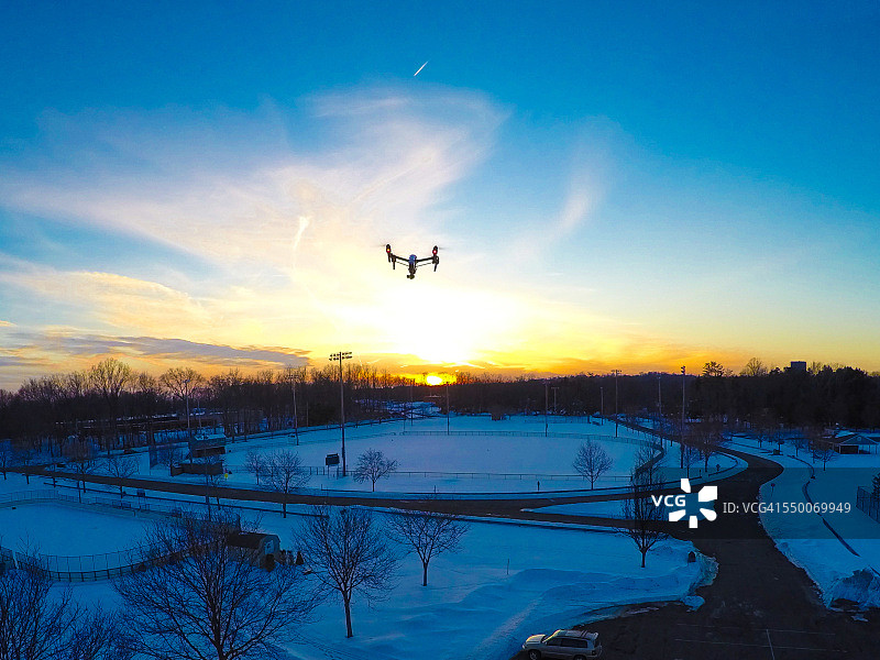 无人机拍摄的日落图片素材
