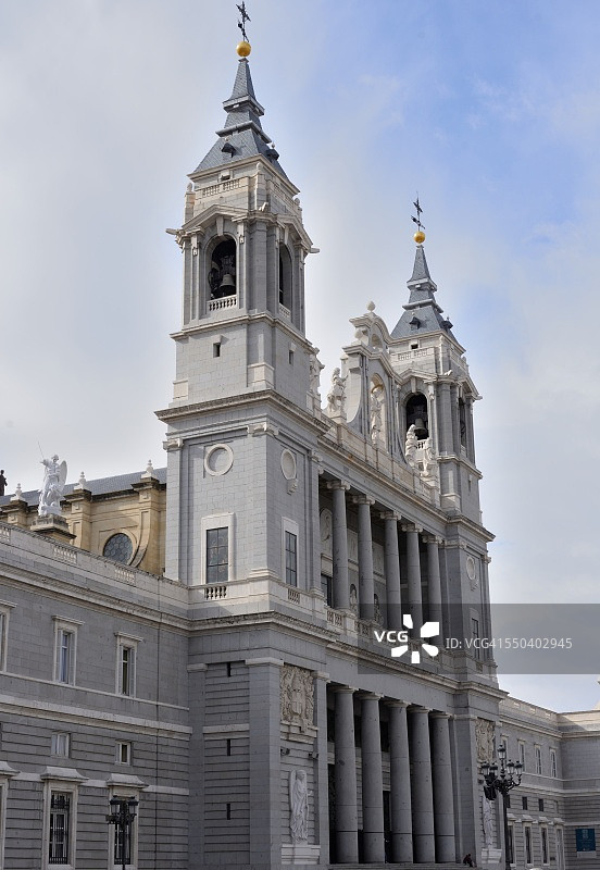 阿尔穆德纳大教堂图片素材