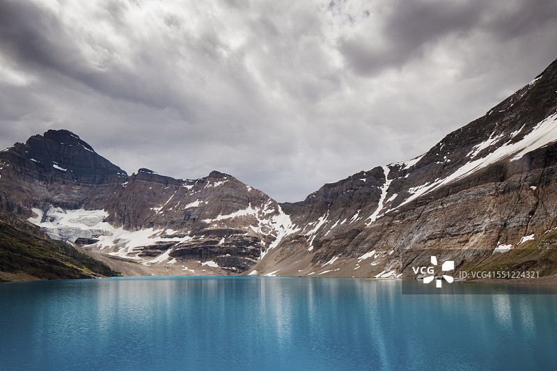 幽鹤国家公园麦克阿瑟湖图片素材