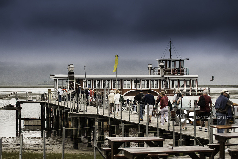 登上渡轮图片素材