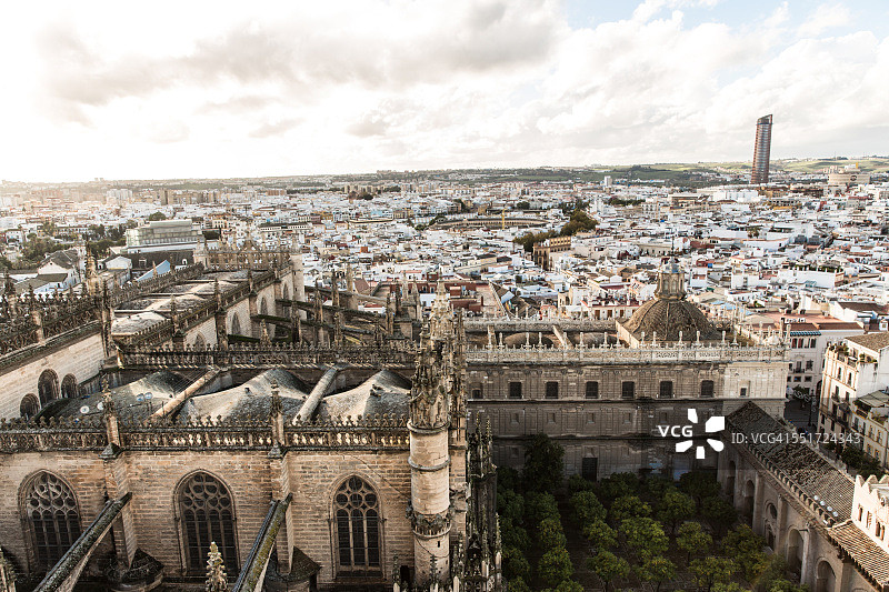 西班牙塞维利亚大教堂风光图片素材