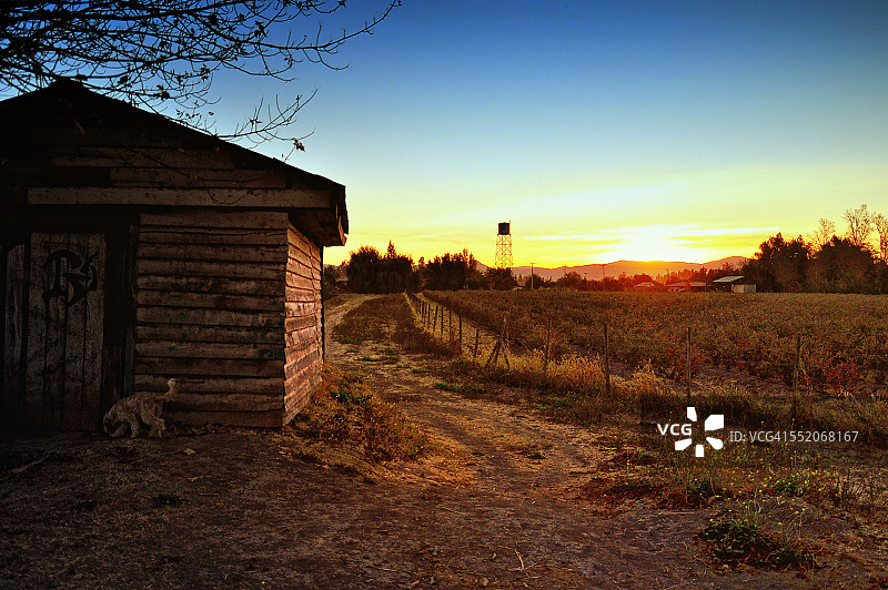 科尔查瓜谷乡村日落图片素材