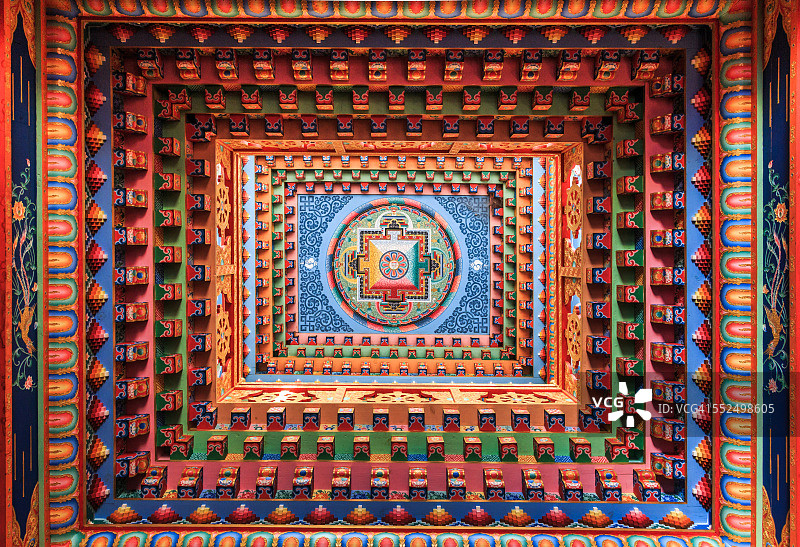 尼泊尔皮桑寺的装饰天花板图片素材