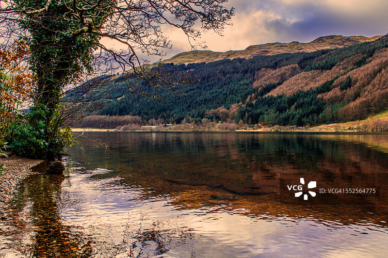 苏格兰阿盖尔的绚丽倒影和天空图片素材