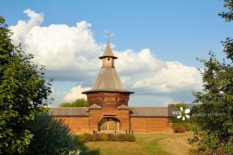 尼科洛-科雷尔斯基修道院的通道塔楼图片素材