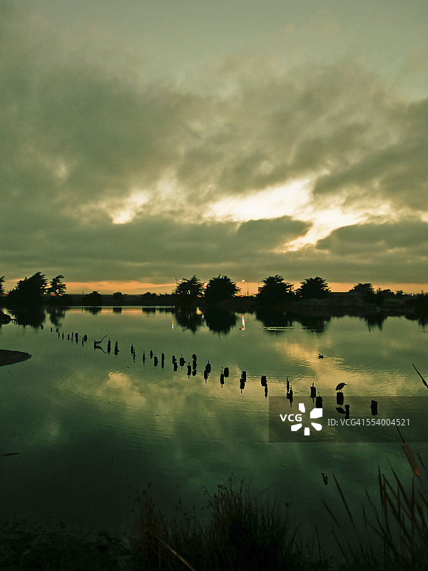 渐渐消失图片素材