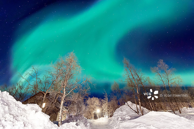 阿比斯库村拉普兰的巨大北极光图片素材