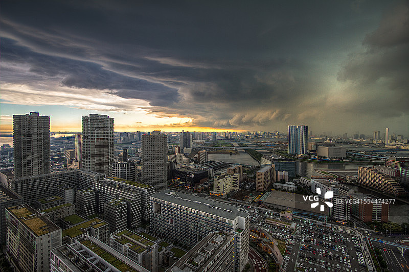 暴风雨即将来临图片素材