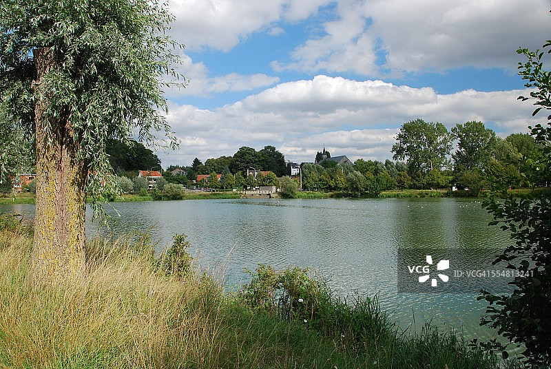 佩德公园的大池塘图片素材