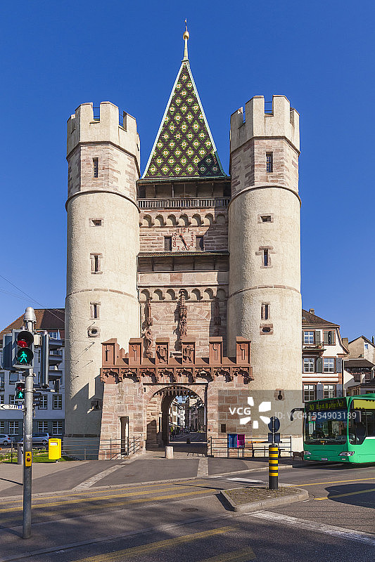 巴塞尔中世纪斯帕伦托尔城门图片素材