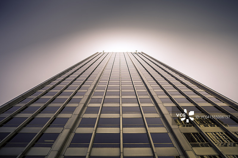 仰望芝加哥的滨河步道图片素材